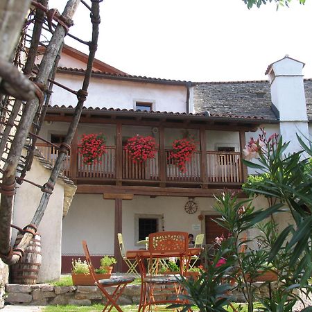 Pliskovica Youth Hostel Exterior photo