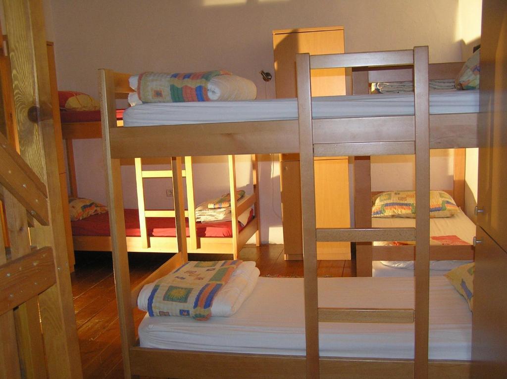 Pliskovica Youth Hostel Room photo